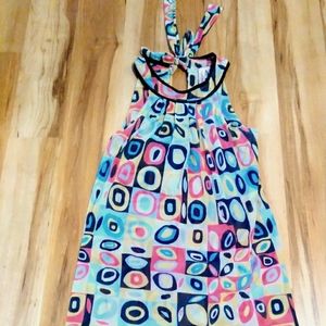 Perfect summer dress it ties around the neck